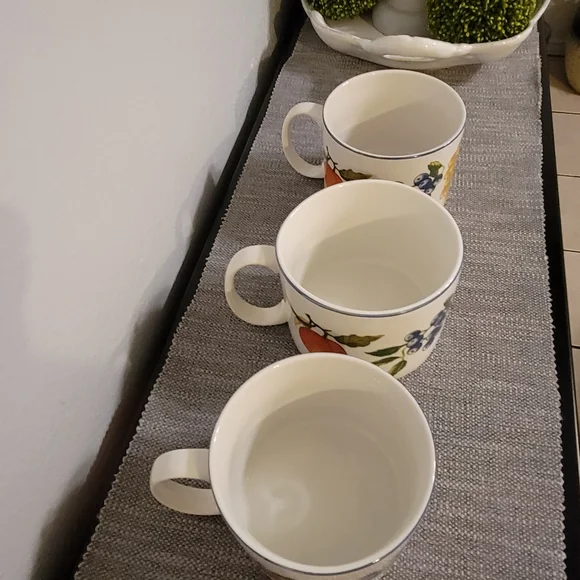 ESSENCE SUP MUG BY TABLETOPS SET OF 3 - Picture 10 of 15